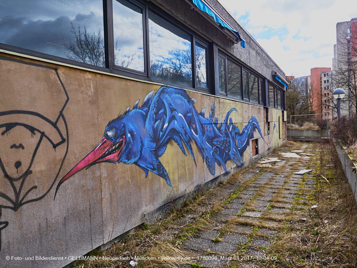 01.03.2017 - die Abrissbaustelle Quiddezentrum in Neuperlach